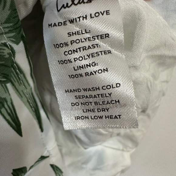 Lulu's High Waist Green and White Tropical Shorts resort wear vacation Size M - Picture 8 of 8